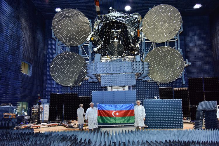 “Azerspace-2” peykinin hazırlıq mərhələsindən son görüntülər