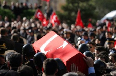 Türkiyədə helikopter qəzası: 3 əsgər öldü