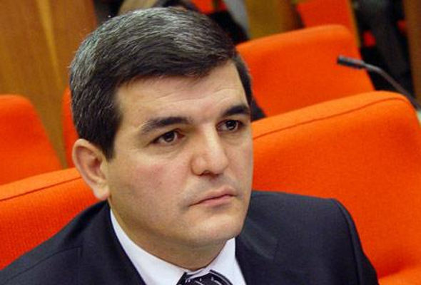 Fazil Mustafanın "İslam qorxusu və müsəlman qoxusu"...   