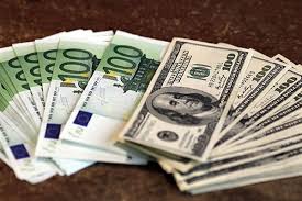 Avro dollar qarşısında 4 ilin rekordunu vurdu 