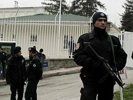 Terrorçuları dəstəkləyən Türk Təbiblər Birliyinin üzvləri saxlanıldı