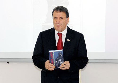 Akademik İsa Həbibbəylidən üzrxahlıq   