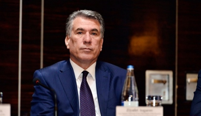 Ziyafət Əsgərov Vəkillər Kollegiyasına qəbul balının artırılmasını tələb etdi