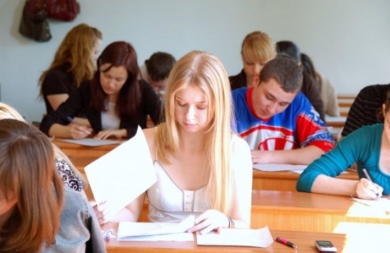 Magistraturaya sənəd qəbulu elan edildi