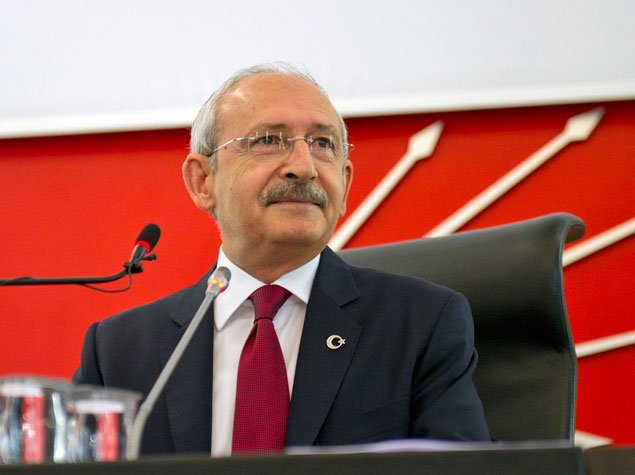 Kemal Kılıçdaroğlu yenidən CHP başqanı oldu