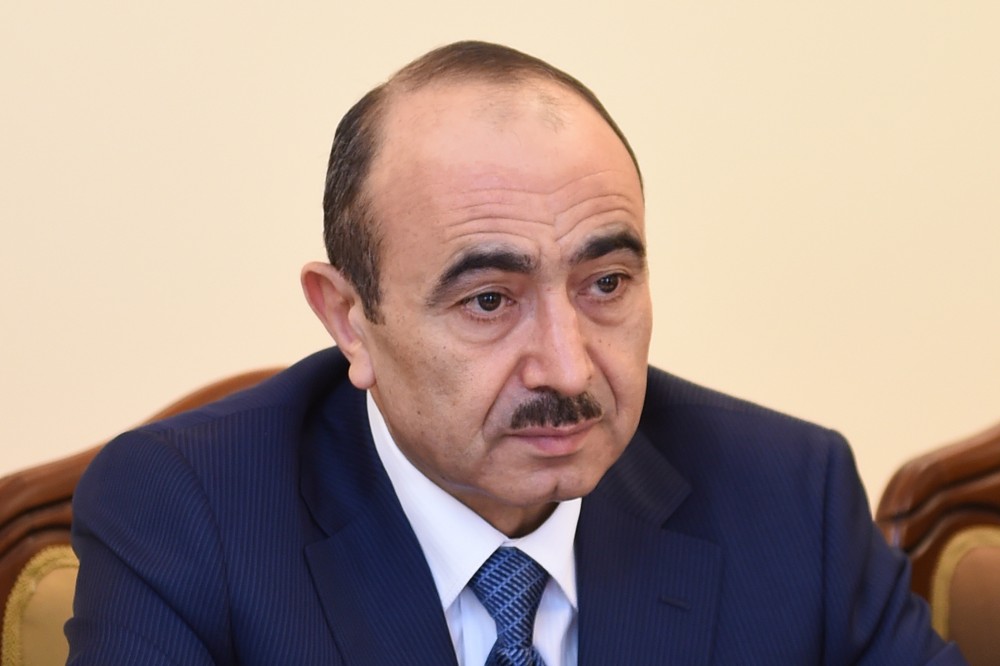 Əli Həsənov: “Növbədənkənar seçkinin keçirilməsi qanunvericiliyinin tələblərinə tam uyğundur”