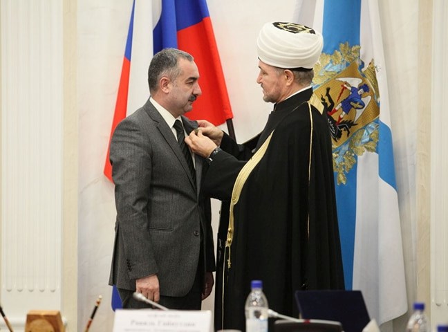 Arxangelskdəki diaspor sədrinə nüfuzlu mükafat verildi - FOTO    