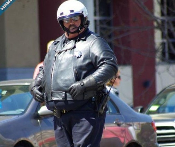 Artıq &ccedil;əkisi olan 20 polis işini itirdi