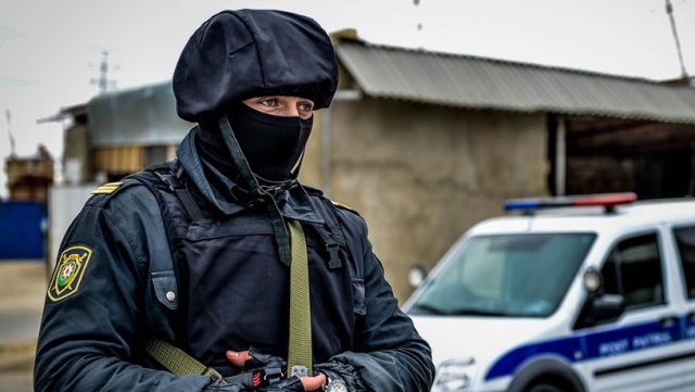 Polis əməliyat keçirdi - 54 nəfər TUTULDU