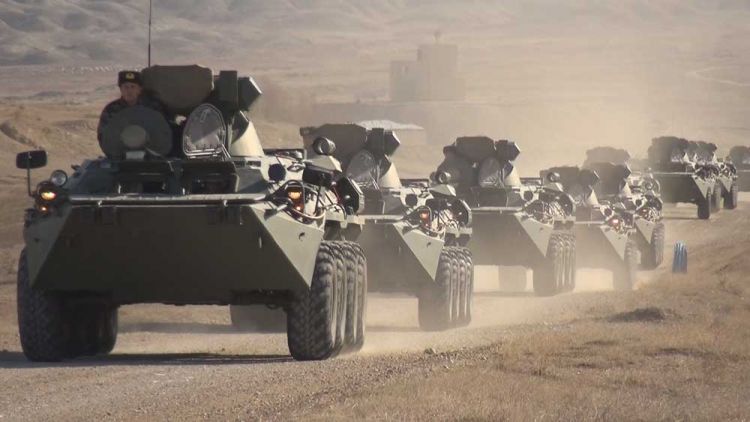 Naxçıvan Əlahiddə Ümumqoşun Ordusunda "BTR-82A" zirehli transportyorları