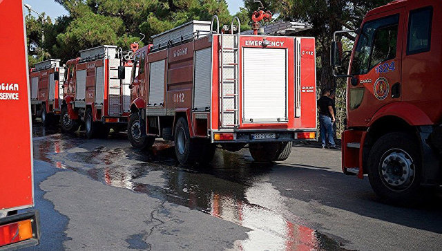 Tiflisin mərkəzi bazarı yanıb kül oldu