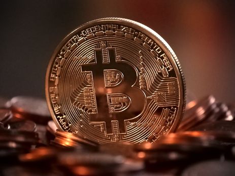 Bitkoin 10 min 371 dollara yüksəlib  