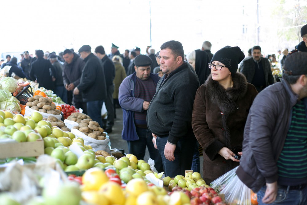 Bakıda bayram yarmarkaları fəaliyyətə başlayır - Video