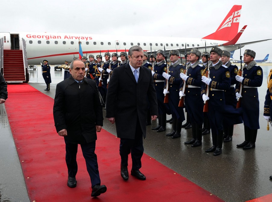 Gürcüstanın Baş naziri Bakıya gəldi