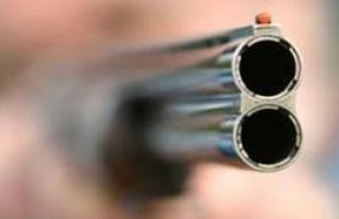 10 yaşlı uşaq 13 yaşlı qardaşını güllələyib