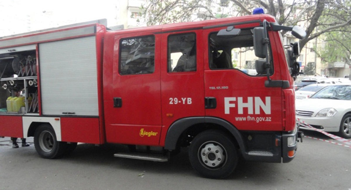 Mingəçevirdə beşmərtəbəli yaşayış binasında yanğın: 6 nəfər xəsarət alıb