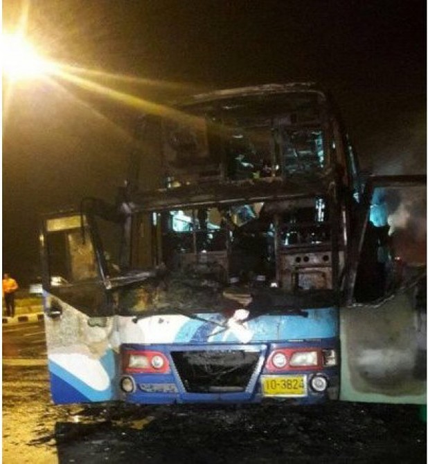 Avtobusda 20 adam diri-diri yanıb öldü  