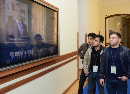 UNEC-in bir günlük tələbələri...