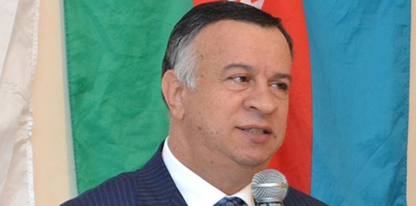 Öz vətənini söymək tərbiyəsizlikdir!