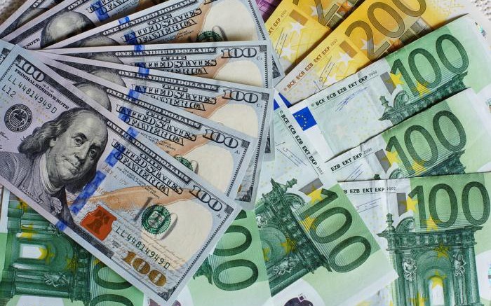 Türkiyədə dollar və avro rekord həddə BAHALAŞDI