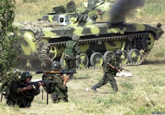 NATO Rusiya sərhədinə qoşun topladı - TƏHLÜKƏ