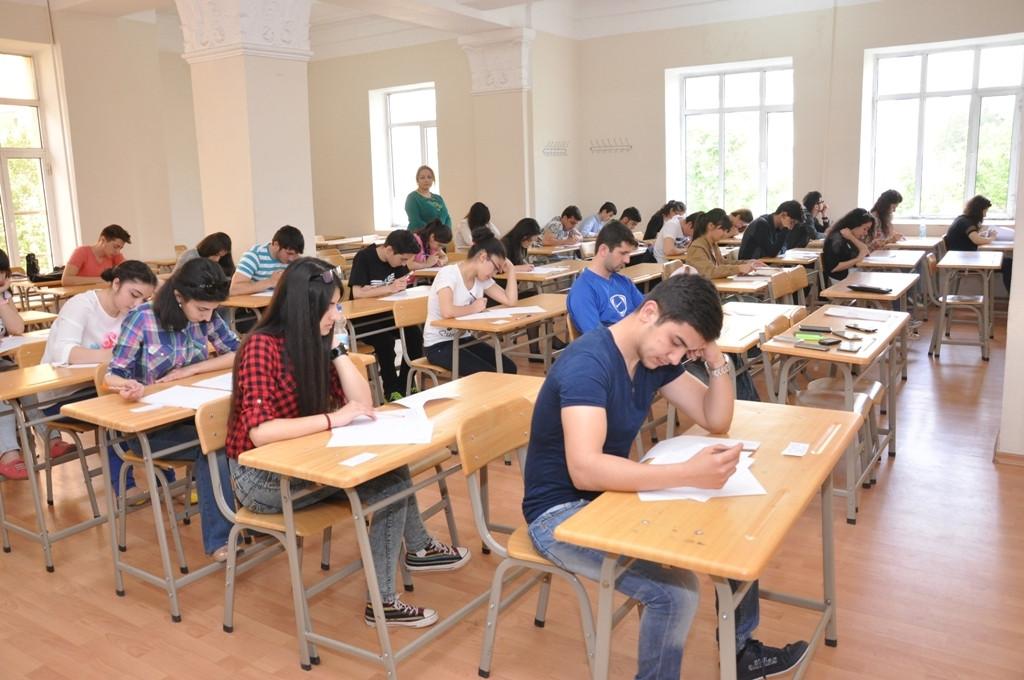 Abituriyentlər bu gün sınağa çəkilir