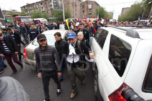 Ermənistanda toqquşmalar davam edir – 26 nəfər saxlanıldı