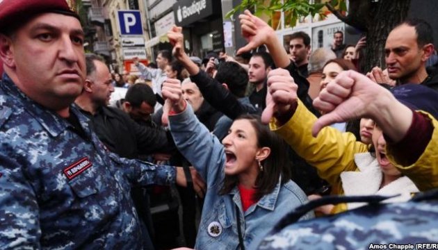 Sarkisyan xalq etirazlarının səbəbini AÇIQLADI
