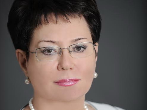 Elmira Axundova vəzifəyə gedən deputatlara səsləndi: “Milli Məclisi unutmasınlar”   