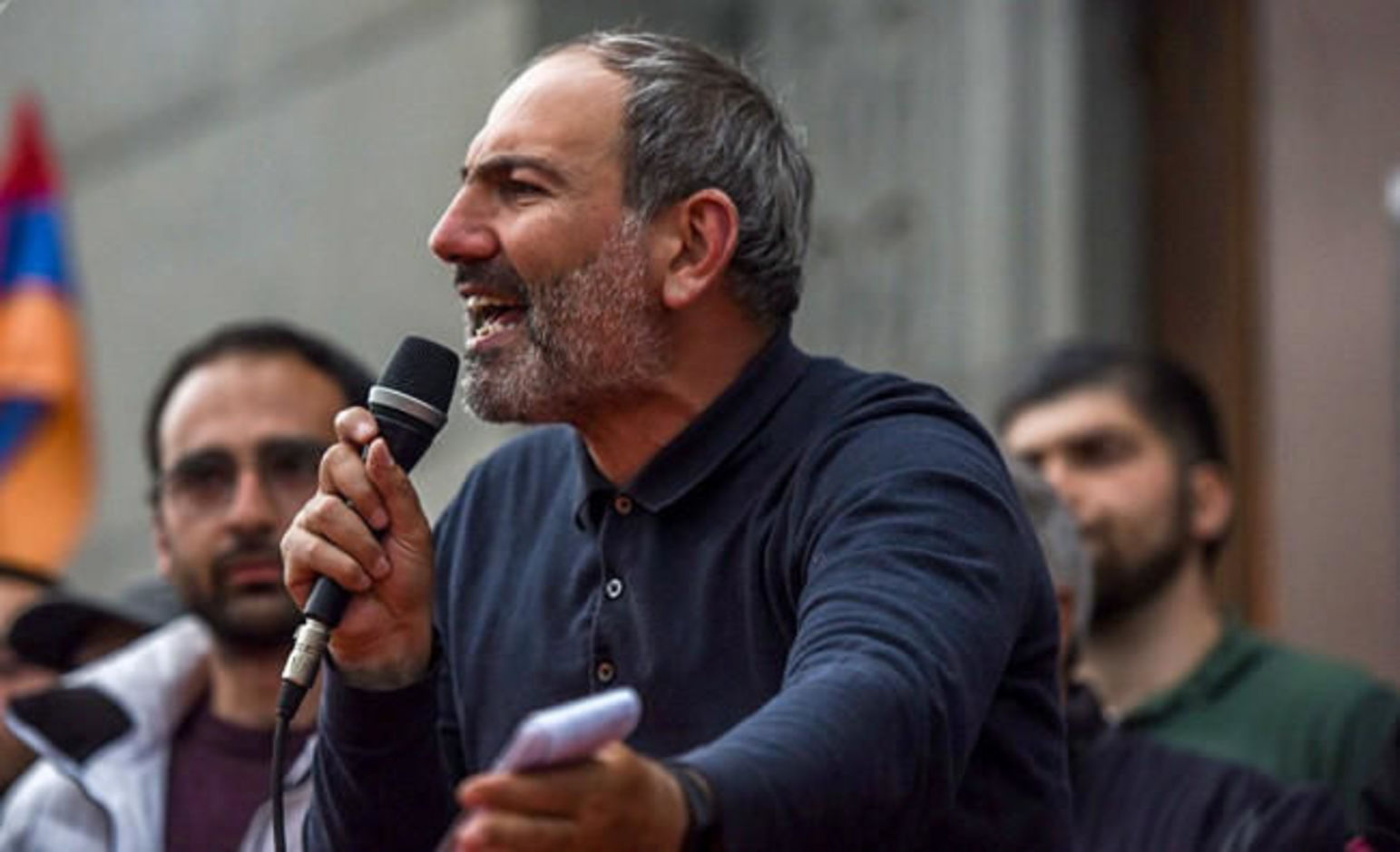 Ermənistanda növbədənkənar seçkilər keçiriləcək 
