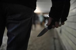 Salyanda 28 yaşlı gənc &ouml;z&uuml;n&uuml; bı&ccedil;aqlayaraq &ouml;ld&uuml;r&uuml;b