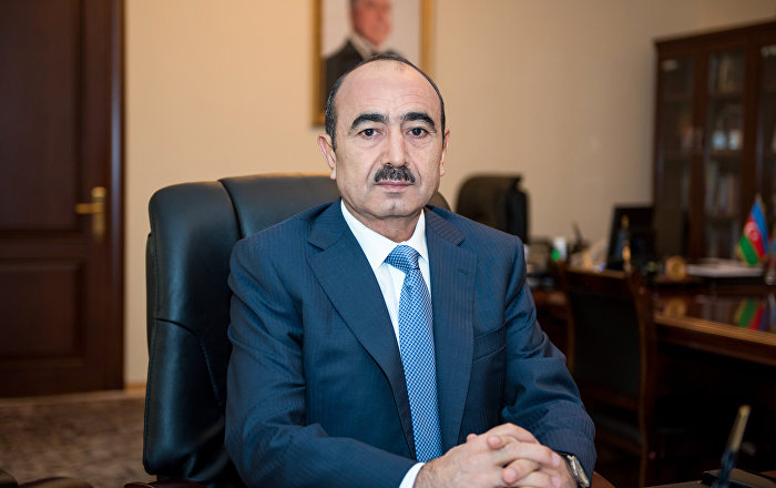 Əli Həsənov anti-Azərbaycançılardan DANIŞDI: ““Söyüş kampaniyası”nın səmərəsizliyi yuxularını ərşə çəkib”