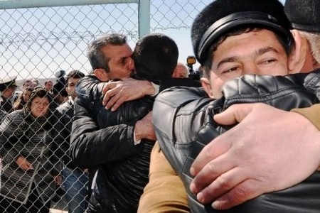 H&uuml;quq m&uuml;dafiə&ccedil;iləri Əfv Komissiyasına siyahı təqdim etdilər  &nbsp;