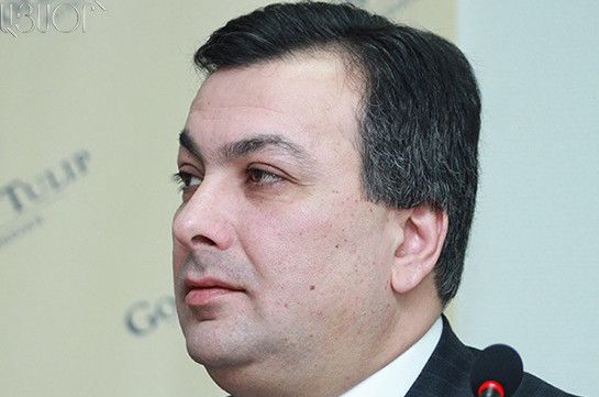 Mədəniyyət naziri istefa verdi