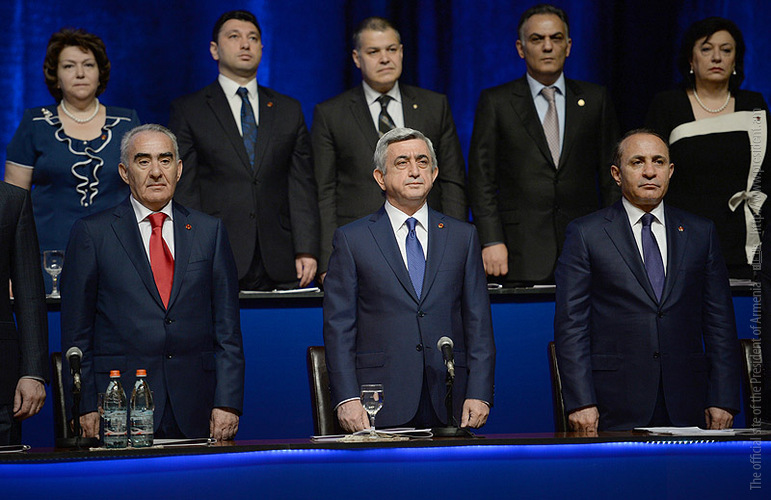 “Respublika partiyası tezliklə çökəcək” – Erməni politoloq
