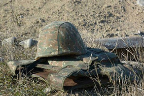 Erməni hərbçi  başından güllə yarası alaraq ölüb