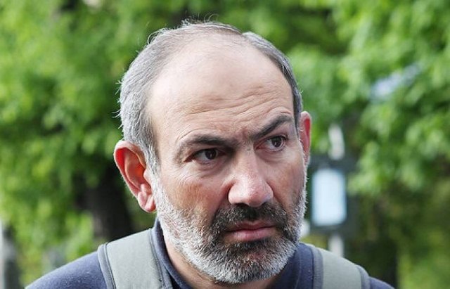 Paşinyan: “Yeni hökumətdə oliqarxlar olmayacaq”