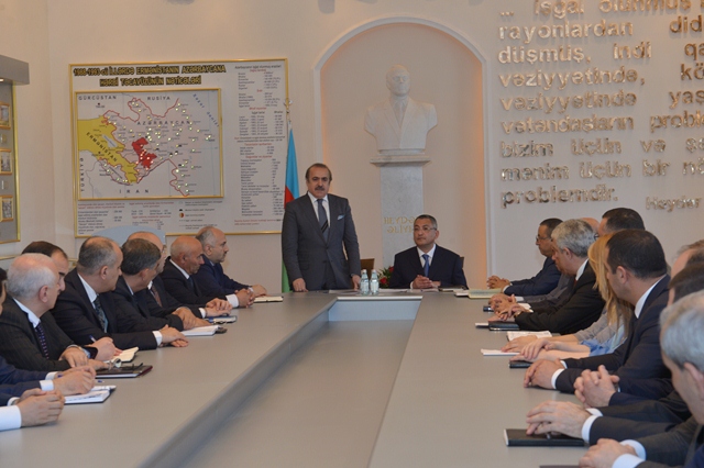 “Dövlətqaçqınkom”da Heydər Əliyev anıldı  