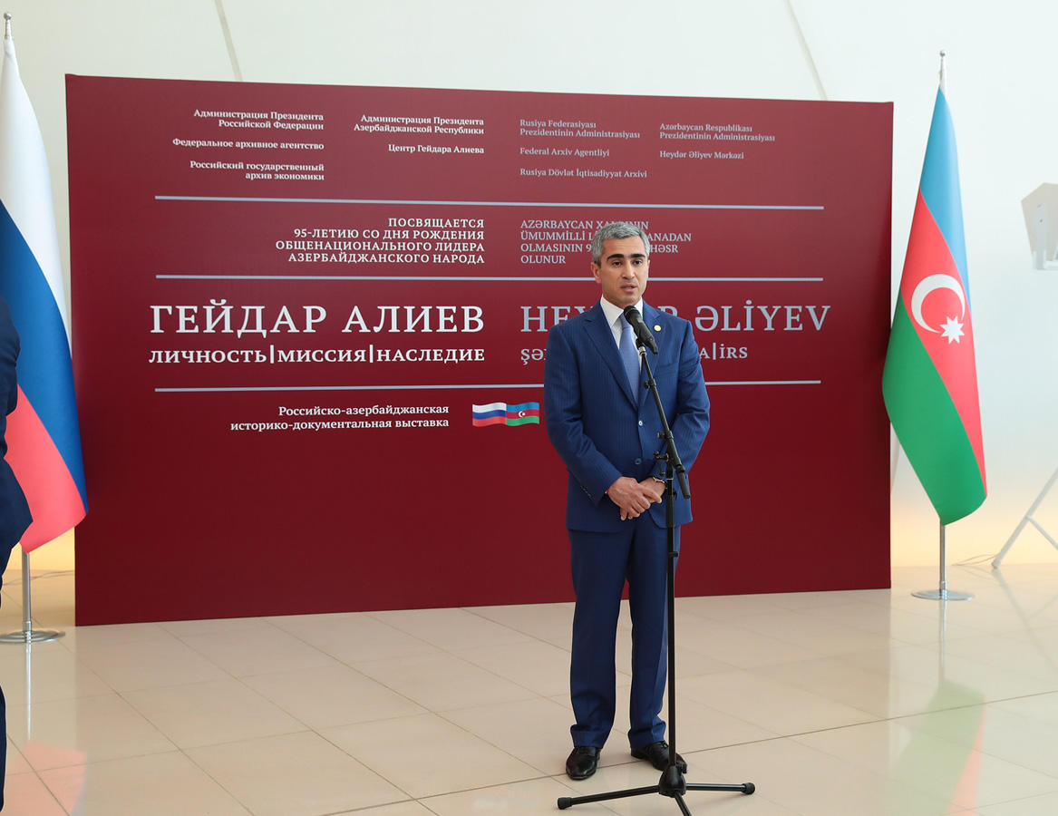 Heydər Əliyev Mərkəzində Azərbaycan-Rusiya tarixi sənədli sərgisi - FOTOLAR