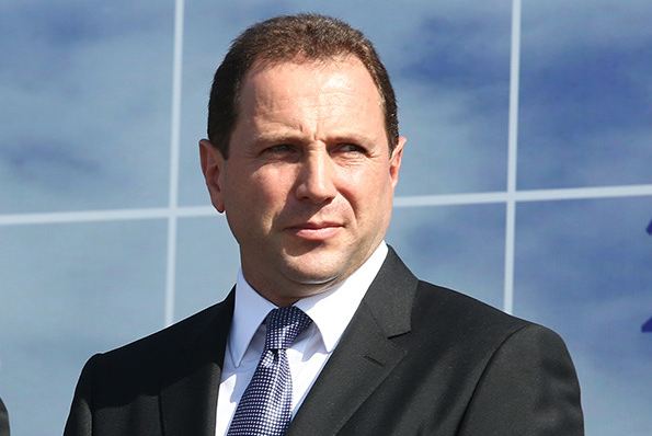 Ermənistanın yeni müdafiə nazirinin adı BƏLLİ OLDU