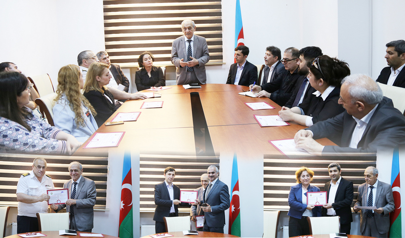 Tərcümə Mərkəzinin sertifikatları sahiblərinə təqdim olundu   