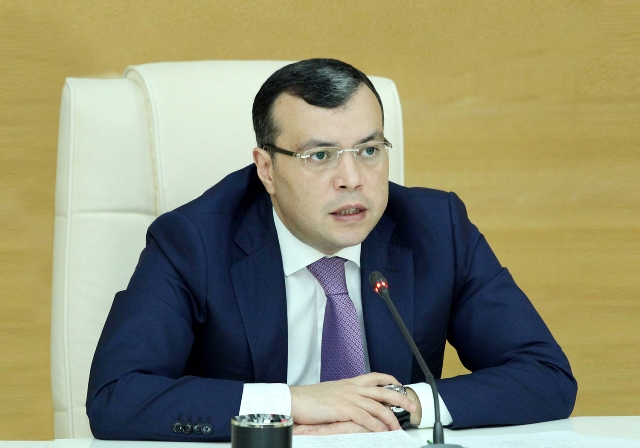 Yeni nazirdən TAPŞIRIQ: süründürməçiliyə, vətəndaşlarla kobud münasibətə son qoyulmalıdır!