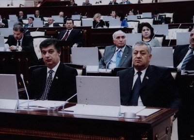 Parlamentdə Hesablama Palatasının işi tənqid olundu   