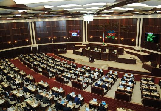 Parlament “Ələt azad iqtisadi zonası haqqında” qanun layihəsini təsdiqlədi