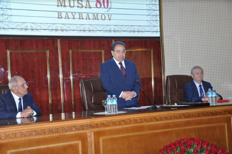 Kimyaçı alimin 80 illik yubileyi keçirilib
