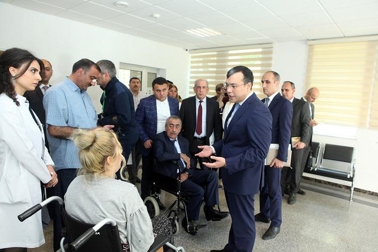 Nazir Sahil Babayev əlillərlə bağlı tapşırıqlar verdi - FOTO