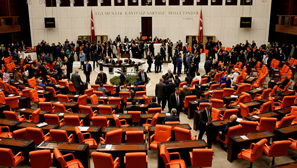 Türkiyədə partiyalar namizədlərini bu tarixdə AÇIQLAYACAQ