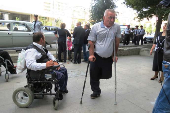 Əlillərlə bağlı qanun dəyişdirilir   