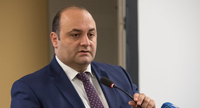 Ermənistan xarici işlər nazirinin m&uuml;avini istefa verib
