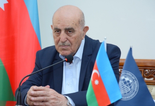 UNEC-də professor Qəzənfər Abbasovun 80 illiyi qeyd olundu